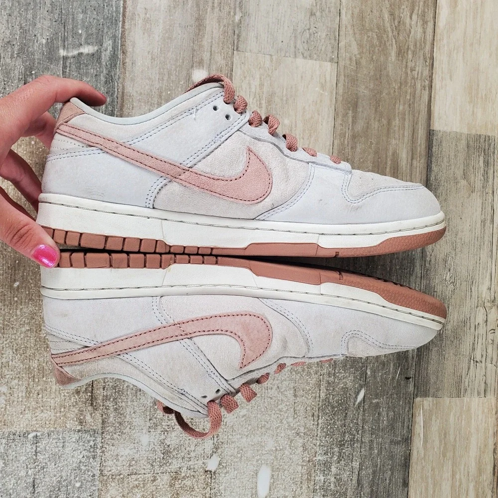 Nike Dunk Low Womens Shoes Sz 6 Skate Suede Leather Low Top Lace-Up Sneaker